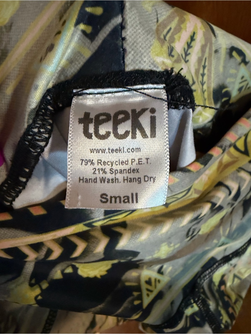 Teeki leggings Rose and Skull- 2 for 1! - Picture 4 of 6